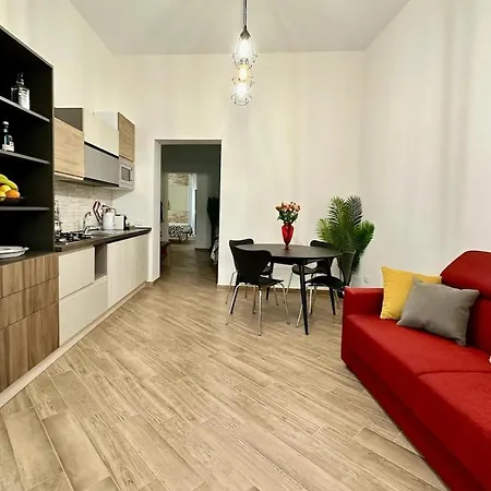 Pippo's Home, Moderno, Accogliente E Con Spazio Esterno Privato Vicino Tra Mondello E Il Centro Storico Di 팔레르모