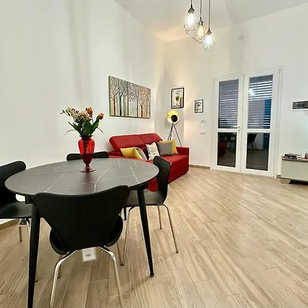 아파트 Pippo's Home, Moderno, Accogliente E Con Spazio Esterno Privato Vicino Tra Mondello E Il Centro Storico Di