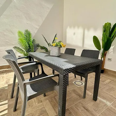 Pippo's Home, Moderno, Accogliente E Con Spazio Esterno Privato Vicino Tra Mondello E Il Centro Storico Di 아파트 *