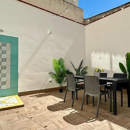 Pippo's Home, Moderno, Accogliente E Con Spazio Esterno Privato Vicino Tra Mondello E Il Centro Storico Di Apartment
