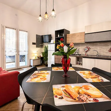 Pippo's Home, Con 2 Camere, 2 Bagni E Terrazzo, Tra Mondello E Il Centro Storico Di Appartement *