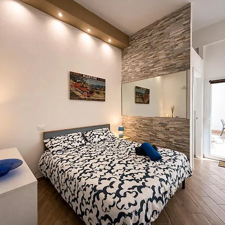 Appartement Pippo's Home, Con 2 Camere, 2 Bagni E Terrazzo, Tra Mondello E Il Centro Storico Di *