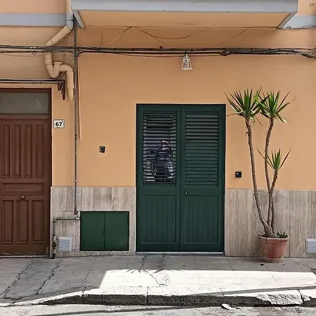 Appartamento Pippo's Home, Moderno, Accogliente E Con Spazio Esterno Privato Vicino Tra Mondello E Il Centro Storico Di